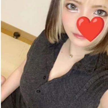 鈴木 かえで>の写真
