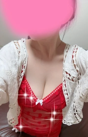 葵　ゆりな