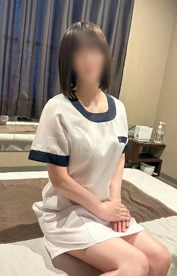 岩崎 かえで