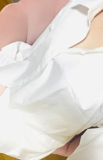 立華 あゆみ
