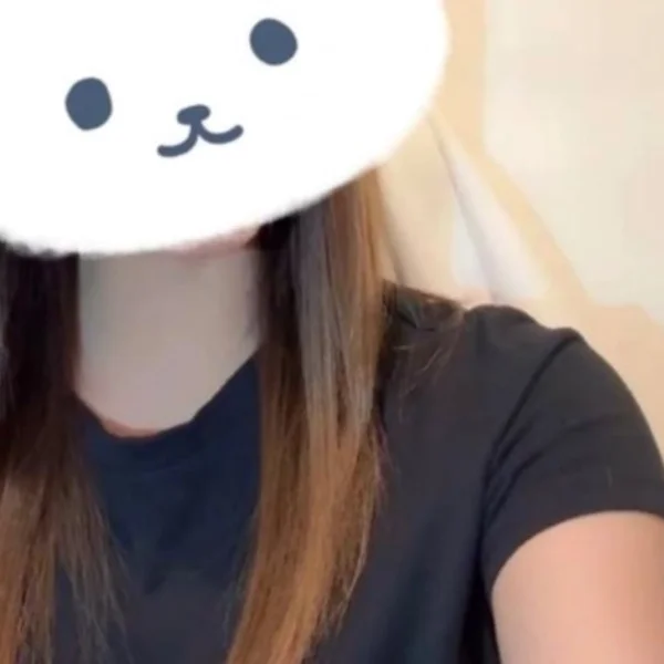 りさ出勤してます♡