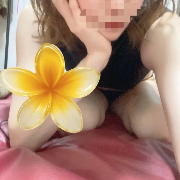 本日17時までの出勤です🌺