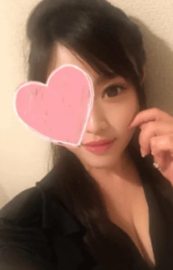 愛沢麻衣