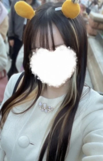 姫城ひなみ