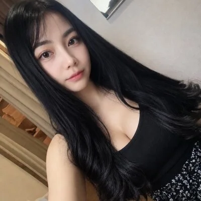 リオちゃん　可愛い色白セラピスト