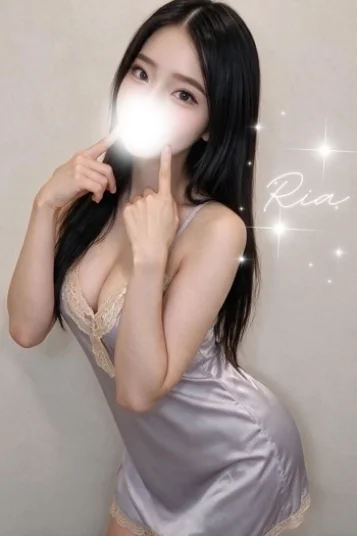 東雲りあ