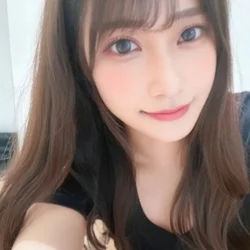 せれな