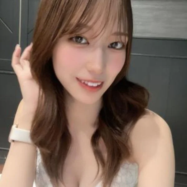 今日は、目が合ったらバレそうです