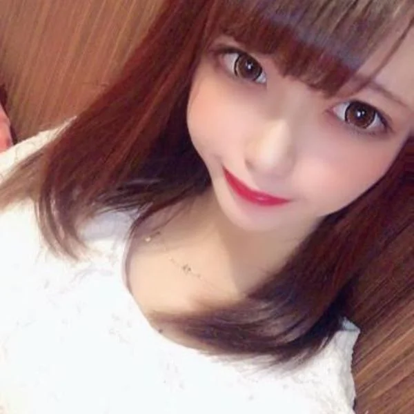 火曜の最後、きらりは小声で待っています