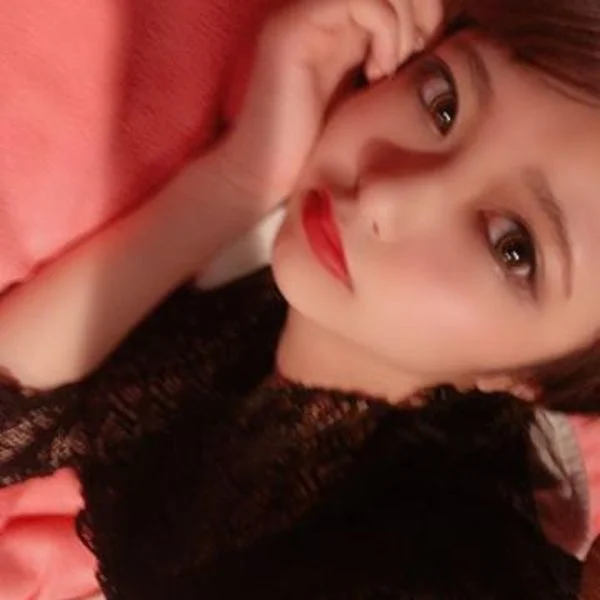 まだ起きてますよね…？♡