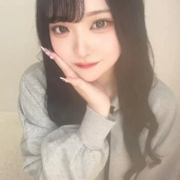 2時すぎ、めぐるは目で合図します