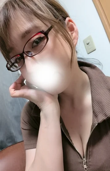 小鳥遊ミナ
