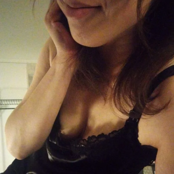 【明日のご案内：16時〜19時の限定営業となります】