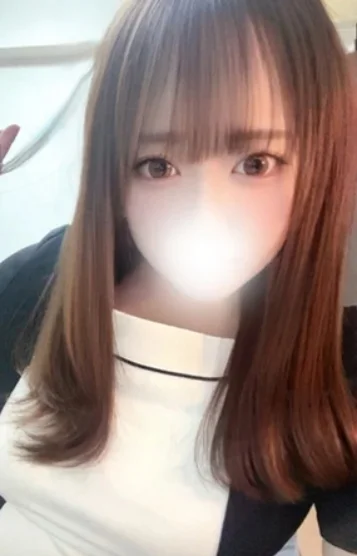 なみ 爆乳萌え美少女