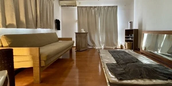 A l l y    ⌘ ア リ ー ⌘の待機室写真