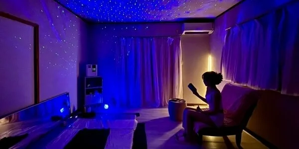 A l l y    ⌘ ア リ ー ⌘の待機室写真