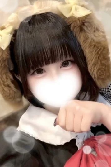 秋元なこ