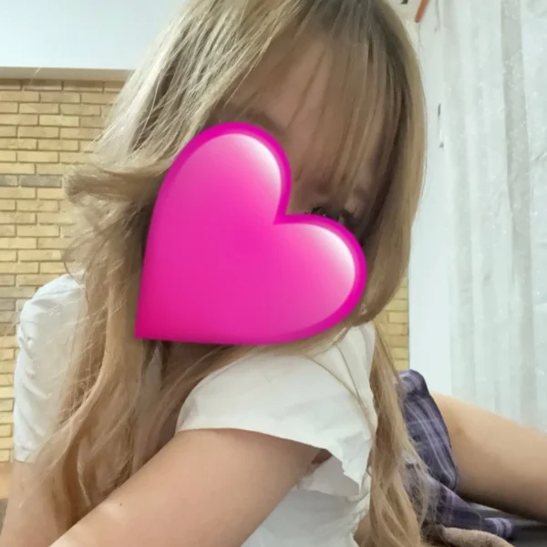 今日も出勤してるよん🩷