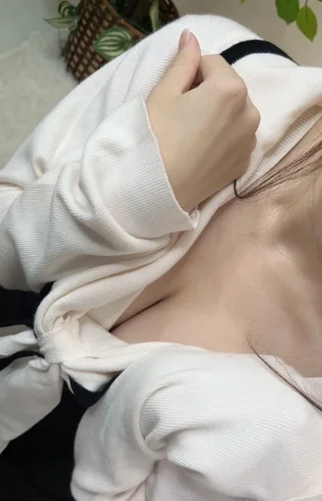 こはる 清楚系美女