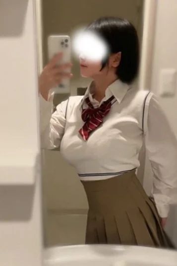 桃瀬　さくら