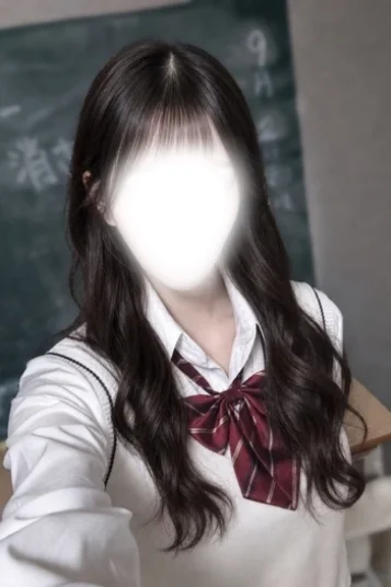 椿　りあ