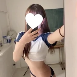 登校してますっ♡