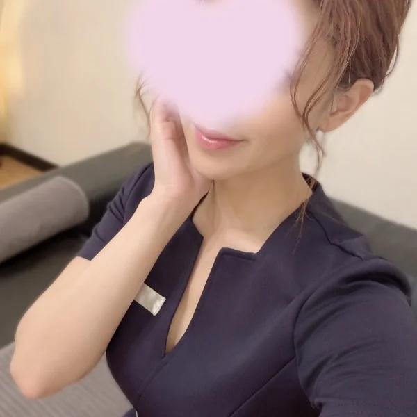 本日20時〜2時で出勤します♡
