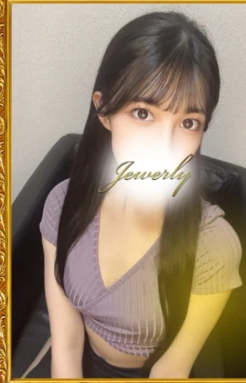 明日香　えみり