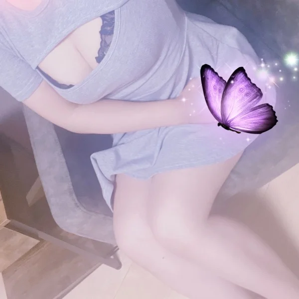 本日21時〜出勤します\(//∇//)\