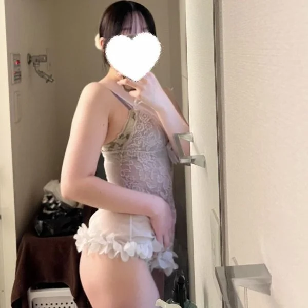 明日8/30（日）新宿エリア出勤します！⭐︎