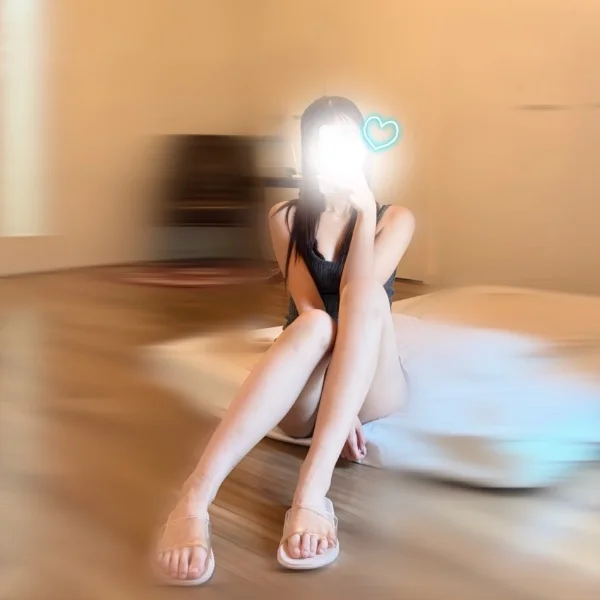 はじめまして(⁎ᴗ͈ˬᴗ͈⁎)