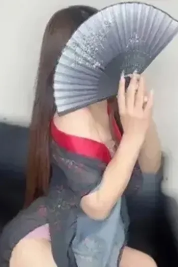 みれな