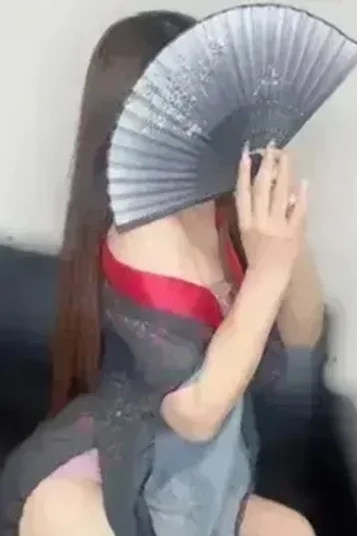 みれな
