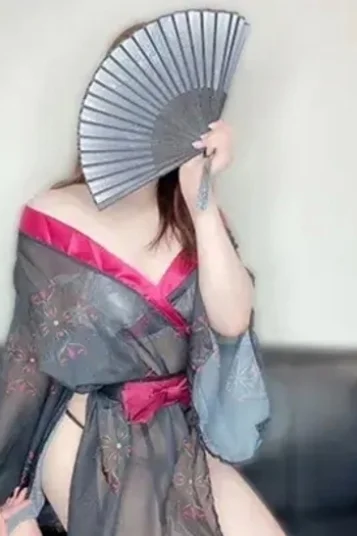 ゆみこ