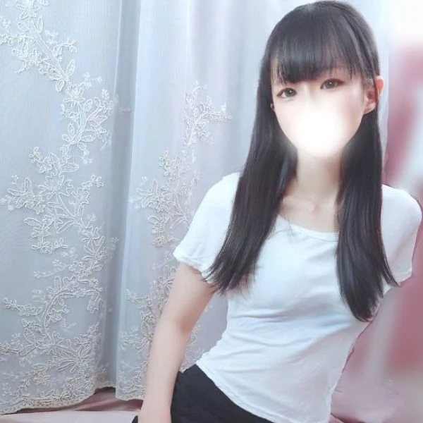 初めまして　橘　りいさです。