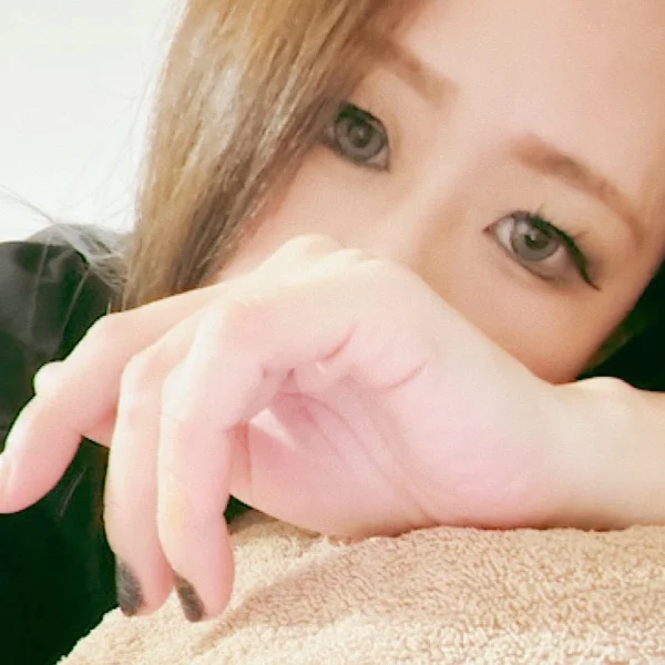 本日17時~23時ご案内できます(* ᴗ͈ˬᴗ͈)”