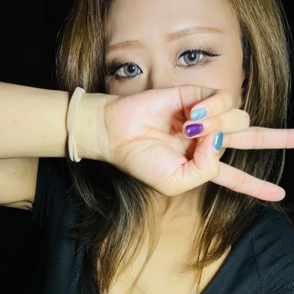 本日16時~23時ご案内できます(* ᴗ͈ˬᴗ͈)”