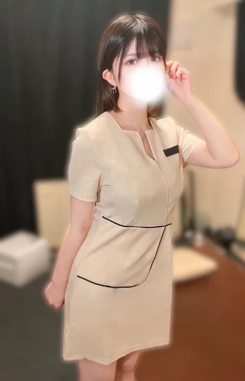 有栖 ひより(22)