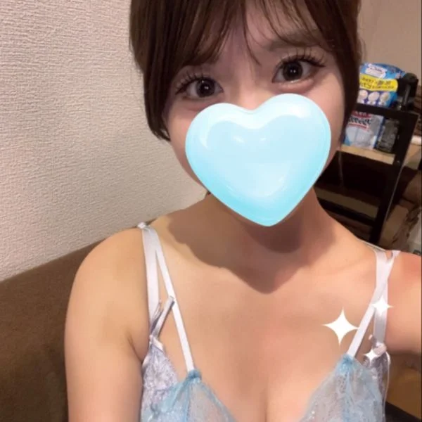 本日急遽ですが23時半まで出勤です！