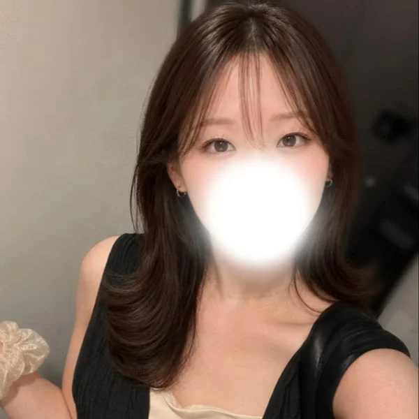 本日11:00〜21:00出勤します♡♡