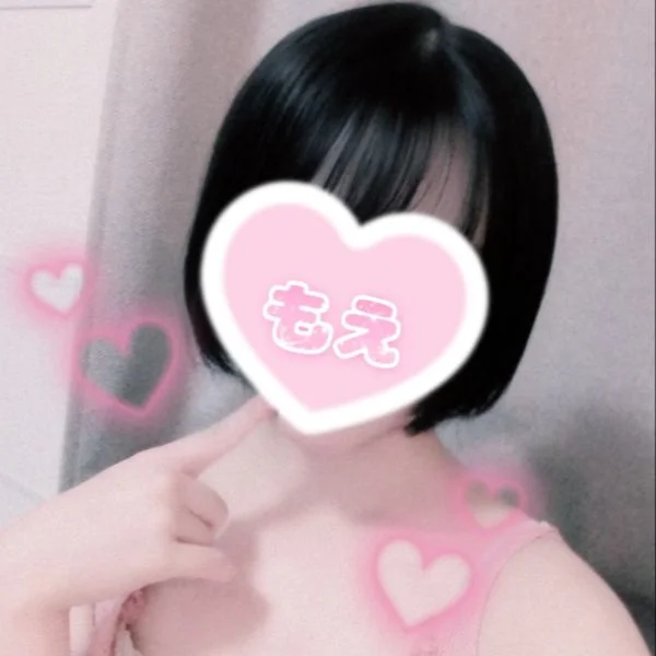 もえは16:00-4:00まで出勤してます🎀