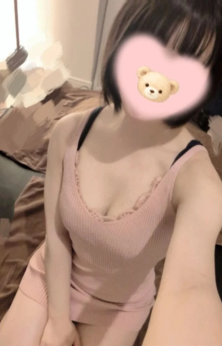 本日は19:00~3:00まで出勤してます☺️💞