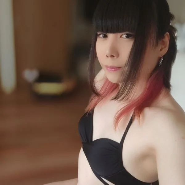 本日13時から出勤しております！