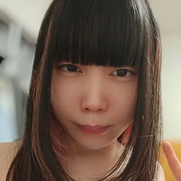 本日22時まで出勤してます💕︎︎
