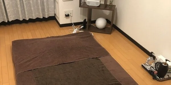 ファーストアタックの待機室写真