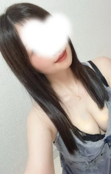 美月るな