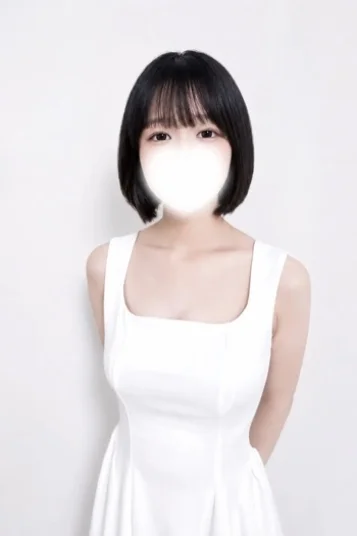 高田あいな