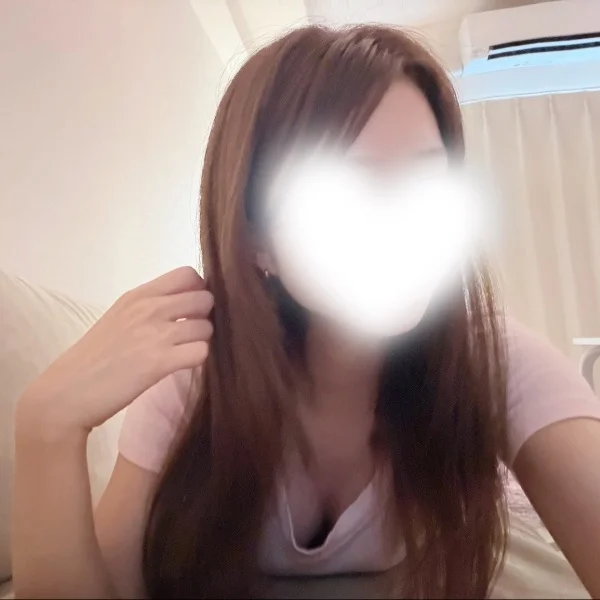 │ ̂⩊፟ ̂