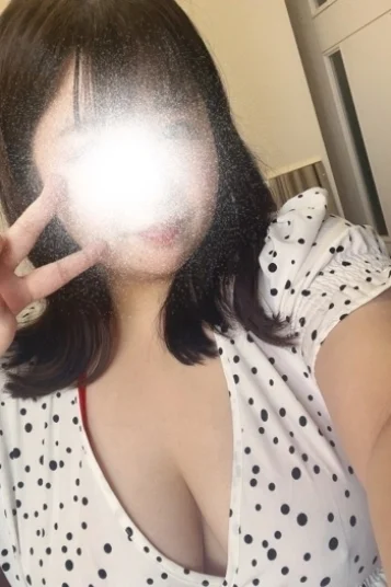 みいな