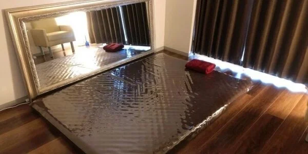 ドレイ 小山の待機室写真